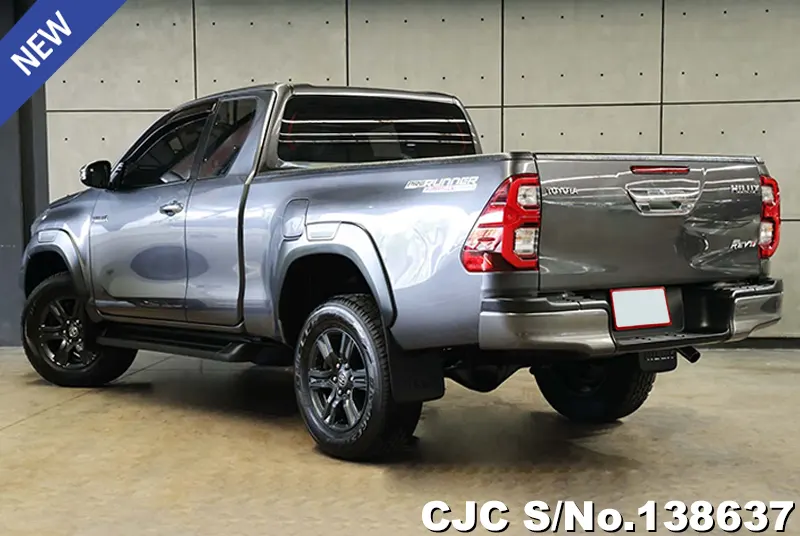Toyota Hilux in Gray for Sale Image 1