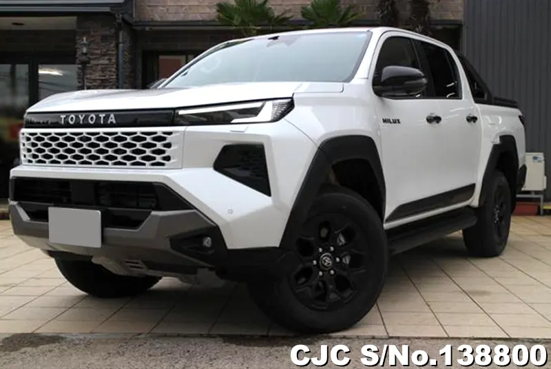 Toyota Hilux in White for Sale Image 3